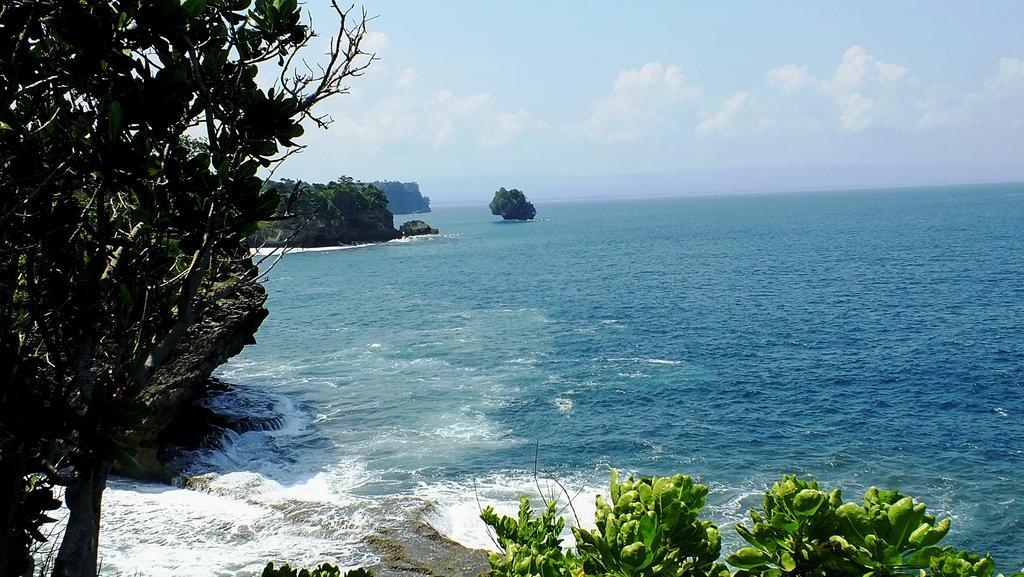 Sadati Home Stay Batukaras Exterior photo